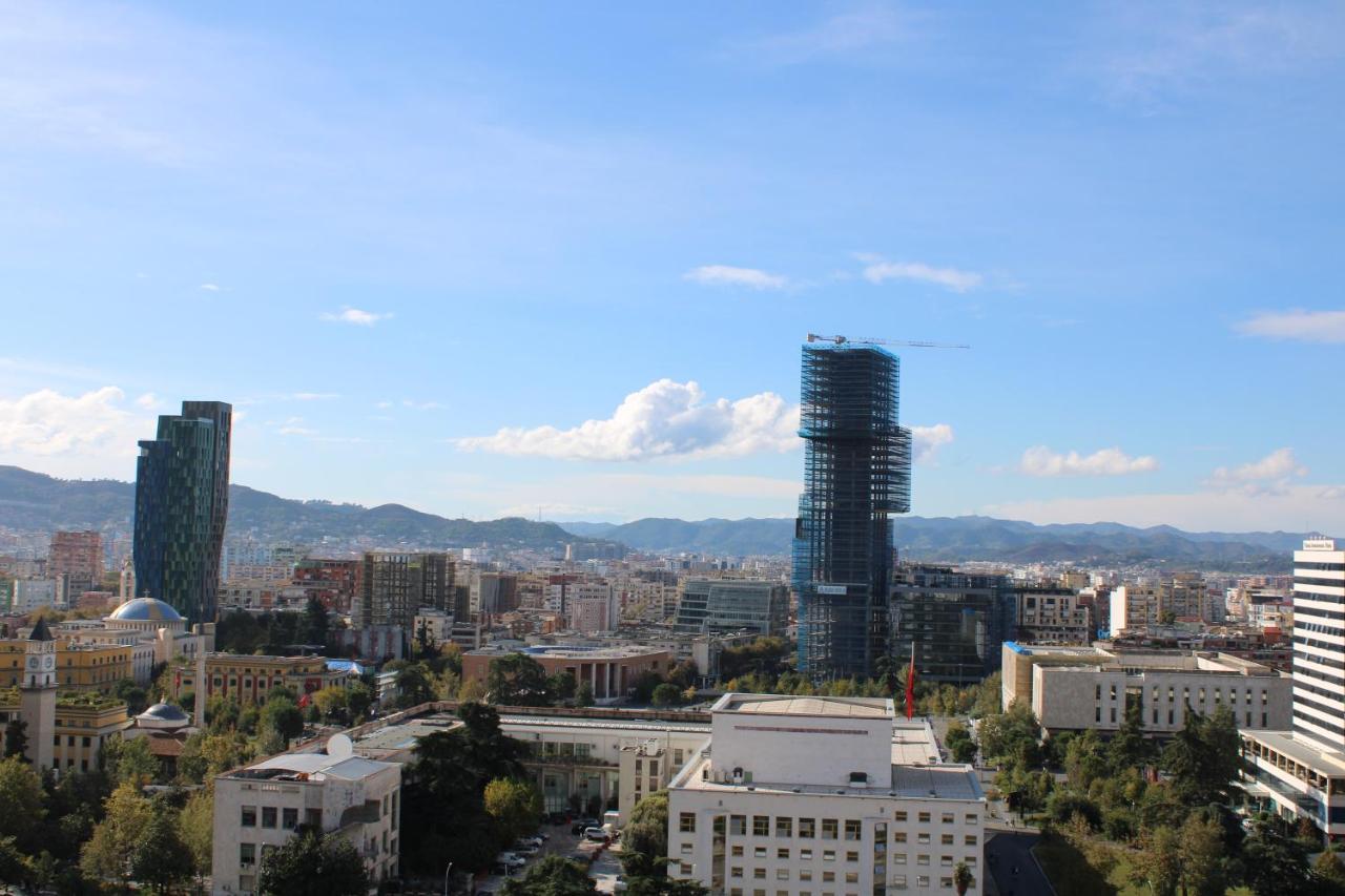 Heart Of Tirana Hotel Luaran gambar